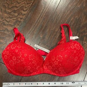 Victoria Secret No Wire Bra 38C Red Padded Cup Lace Adjustable Strap NEW